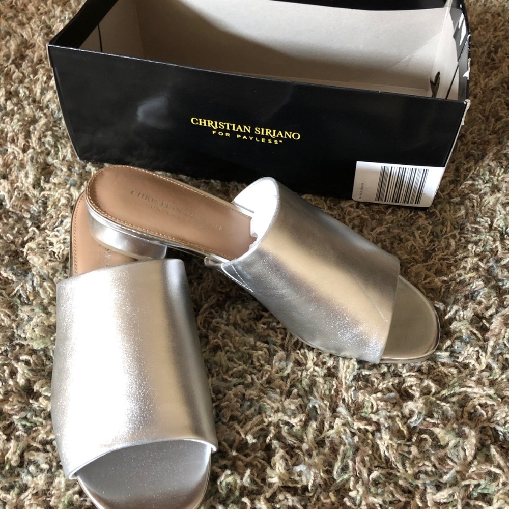 Womens Flats By Christian Siriano New size 9 NEW!